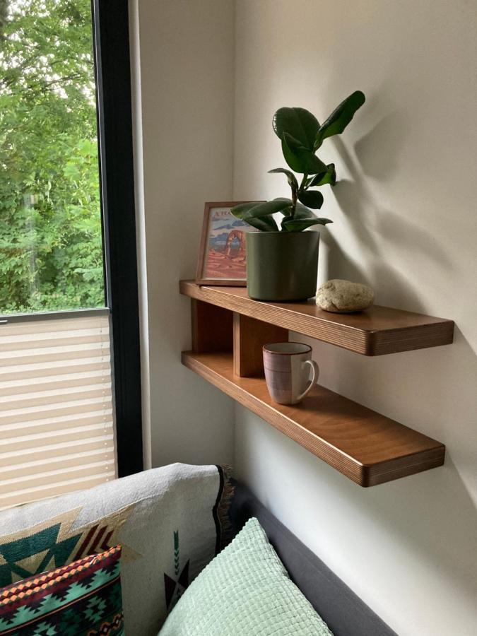 Tiny House Im Seecontainer Mit Parkplatz, Glasfaser, Netflix, Veranda Und Gehobener Ausstattung Coburg Luaran gambar