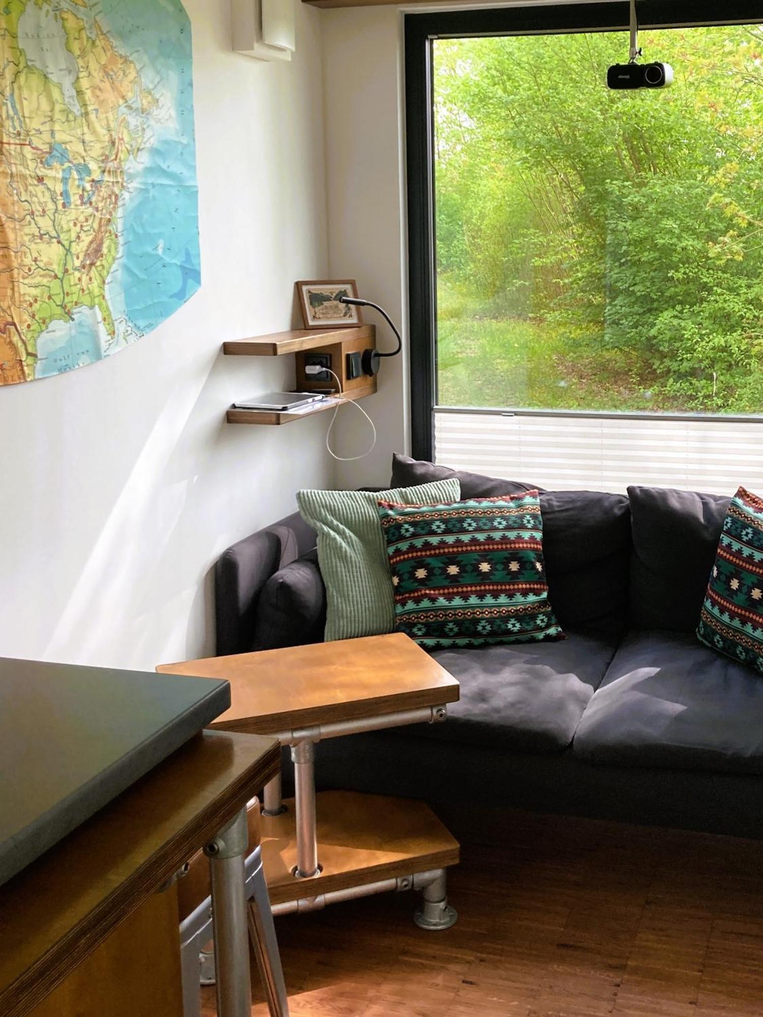 Tiny House Im Seecontainer Mit Parkplatz, Glasfaser, Netflix, Veranda Und Gehobener Ausstattung Coburg Luaran gambar